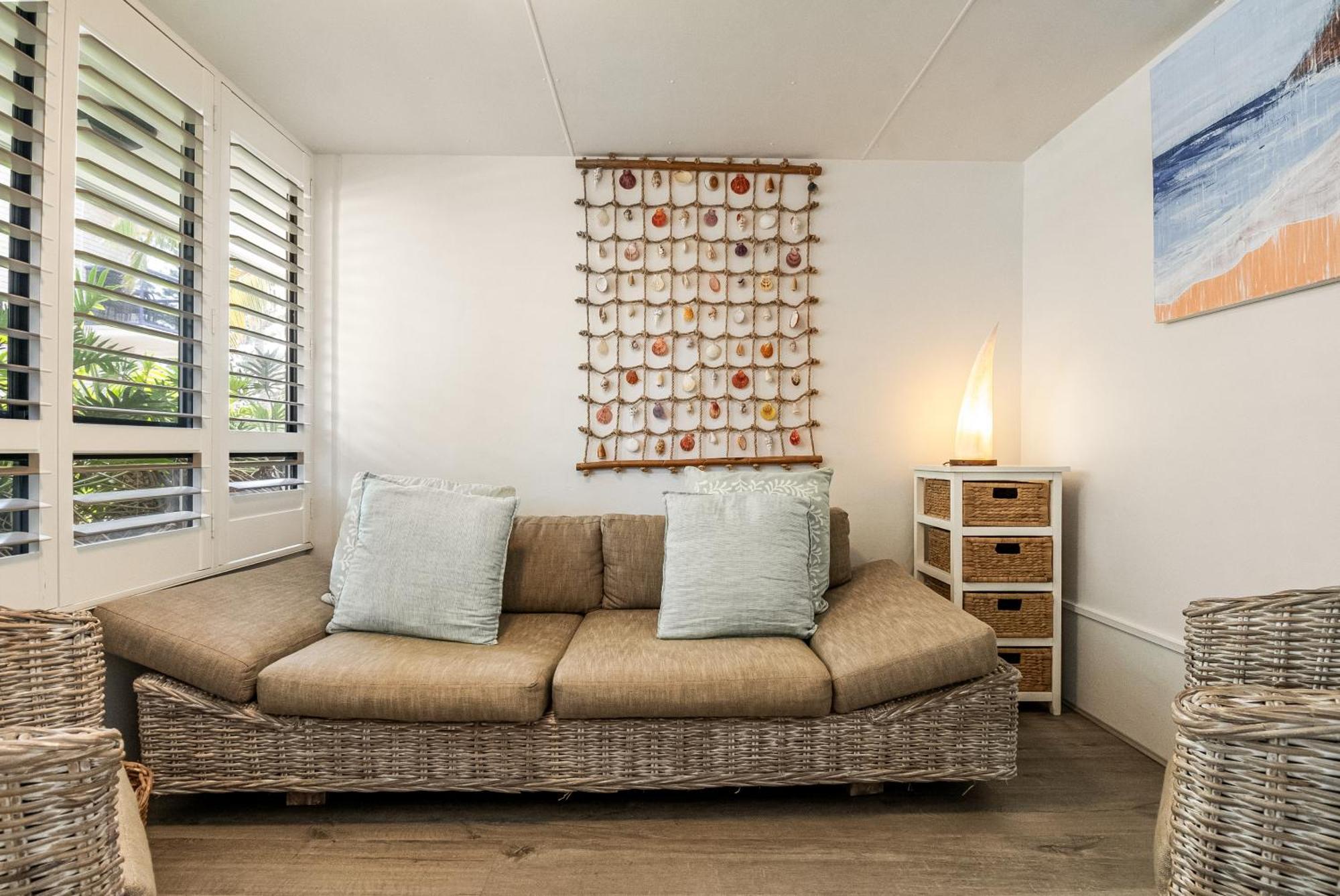 Julians Apartments Байрън Бей Екстериор снимка